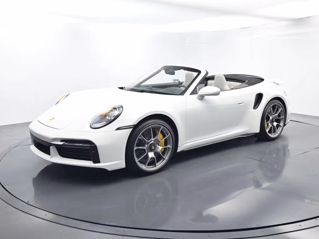 
           
        2024 Porsche 911
