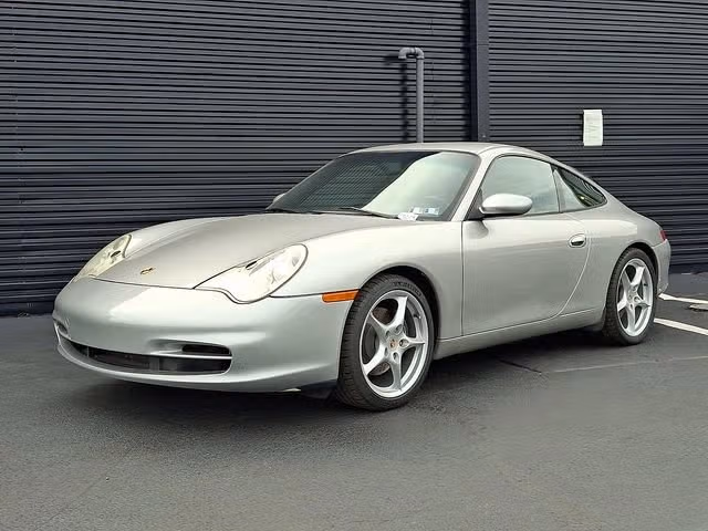 
           
        2002 Porsche 911