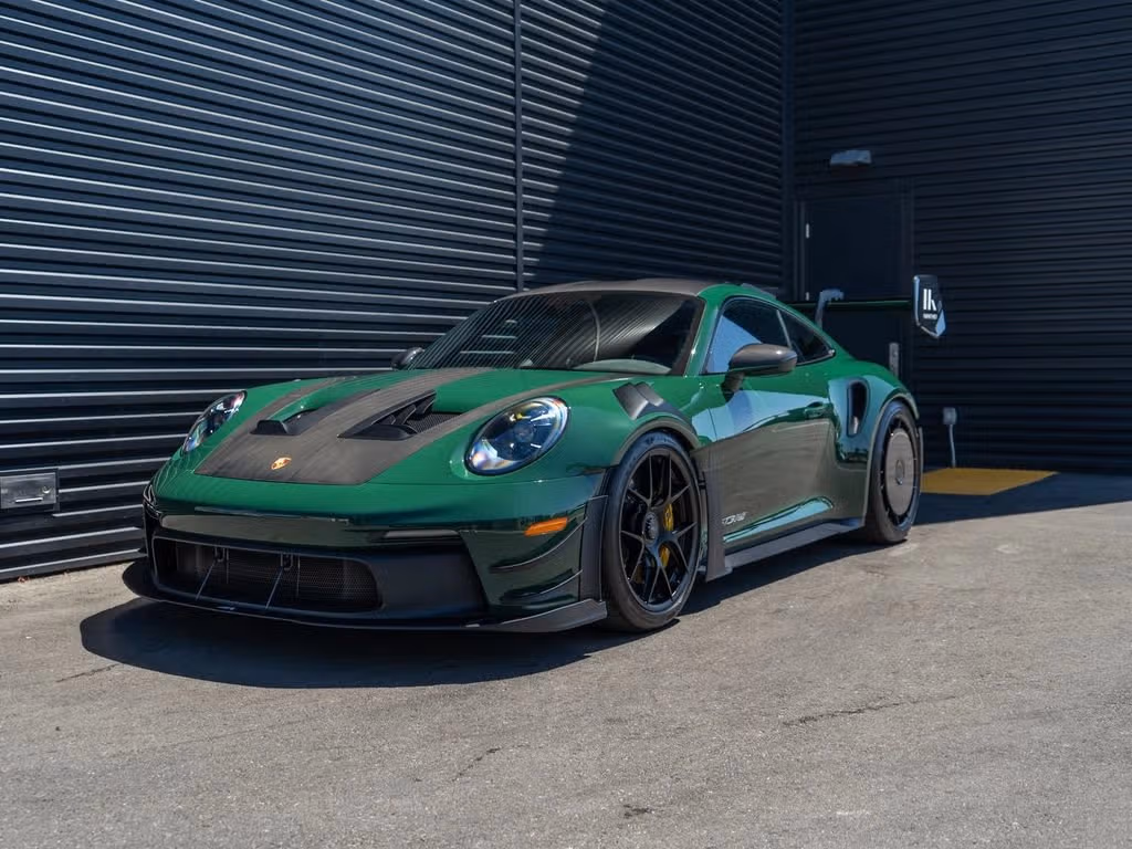 
           
        2025 Porsche 911