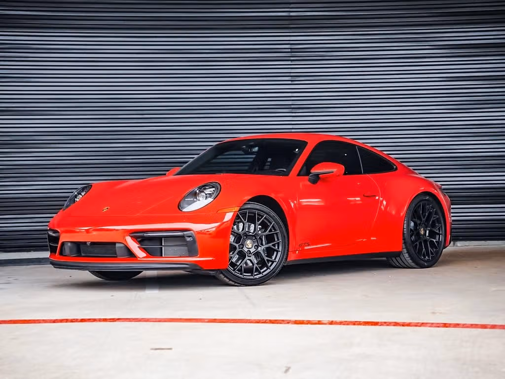 
           
        2023 Porsche 911