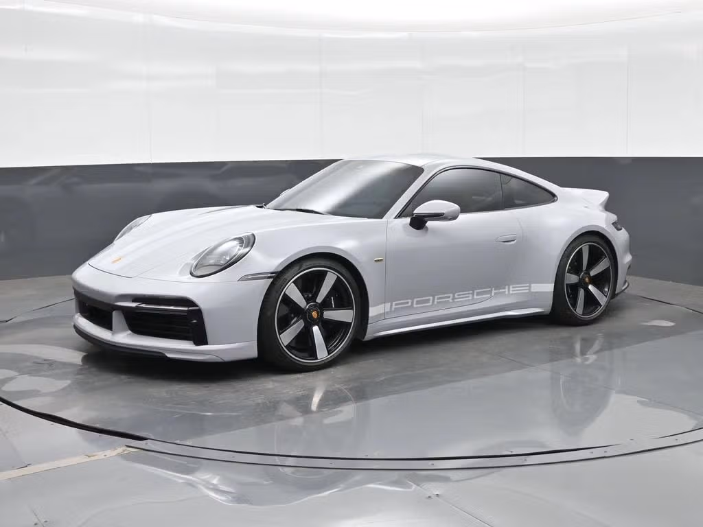 
           
        2023 Porsche 911