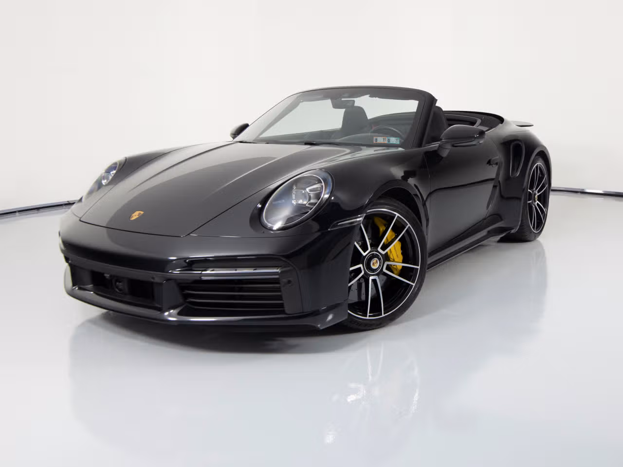 
           
        2022 Porsche 911