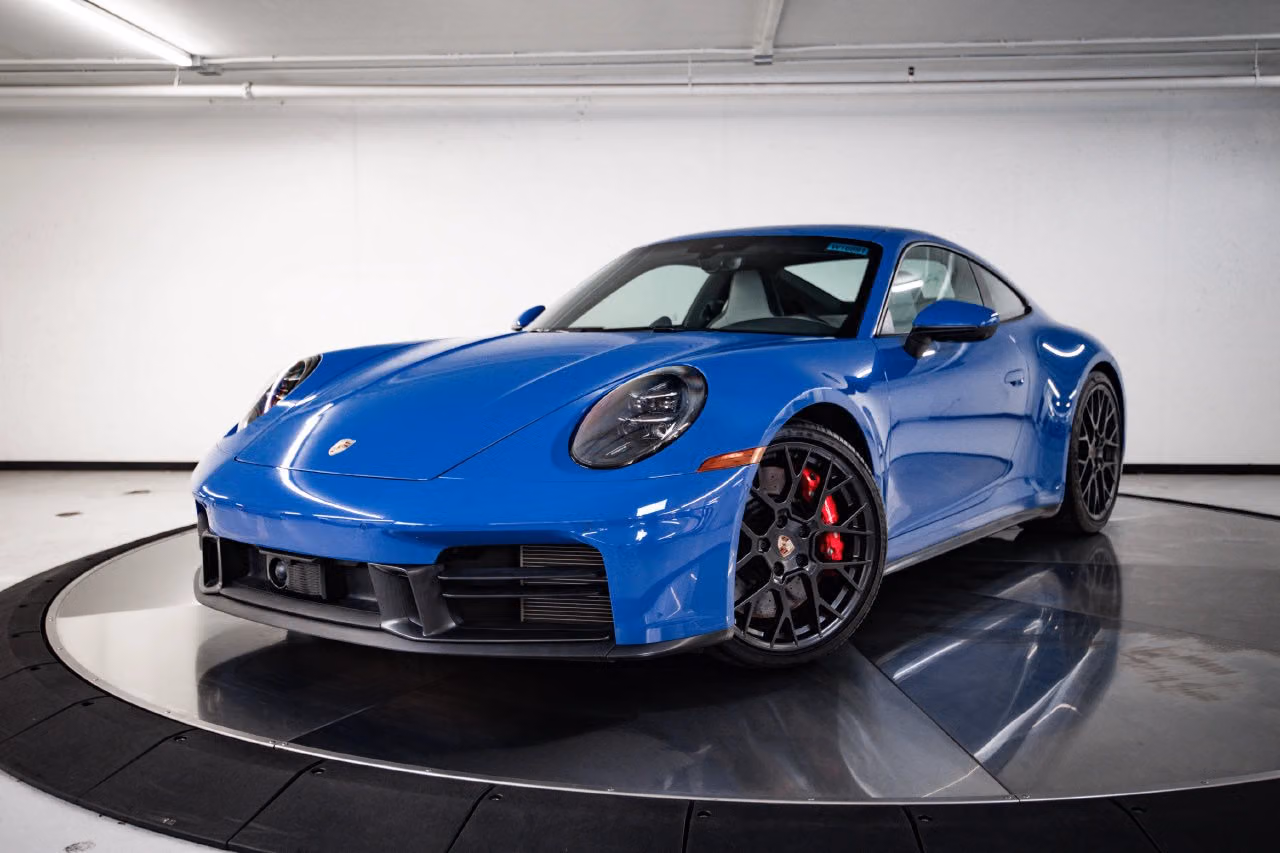 
           
        2025 Porsche 911