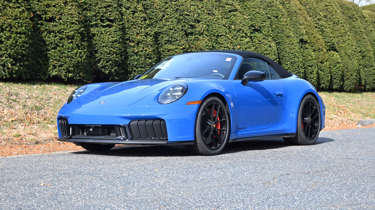 
           New 
        2026 Porsche 911