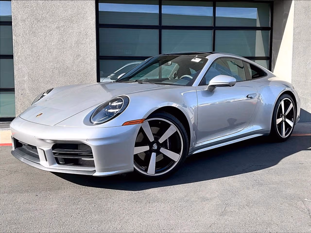 
           
        2026 Porsche 911