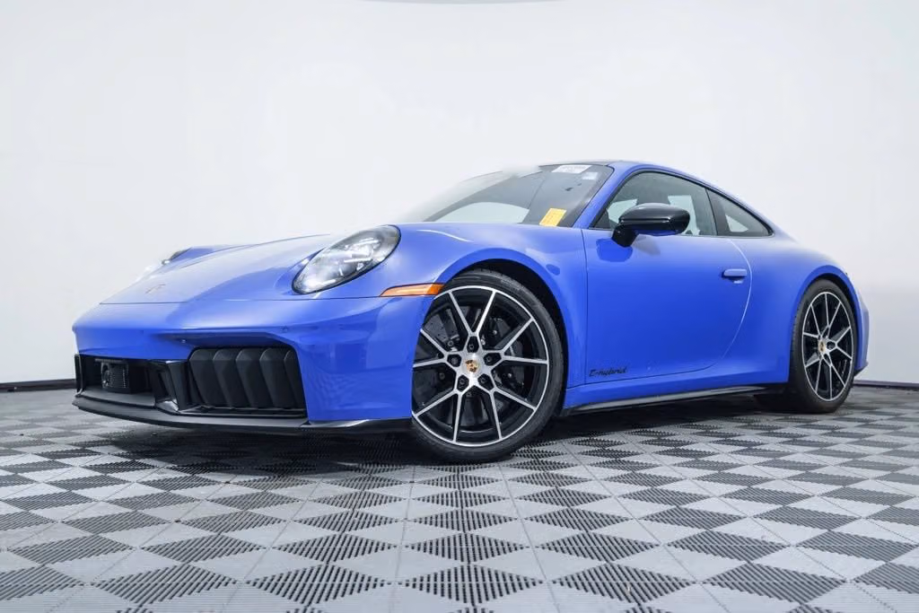 2025 Porsche 911