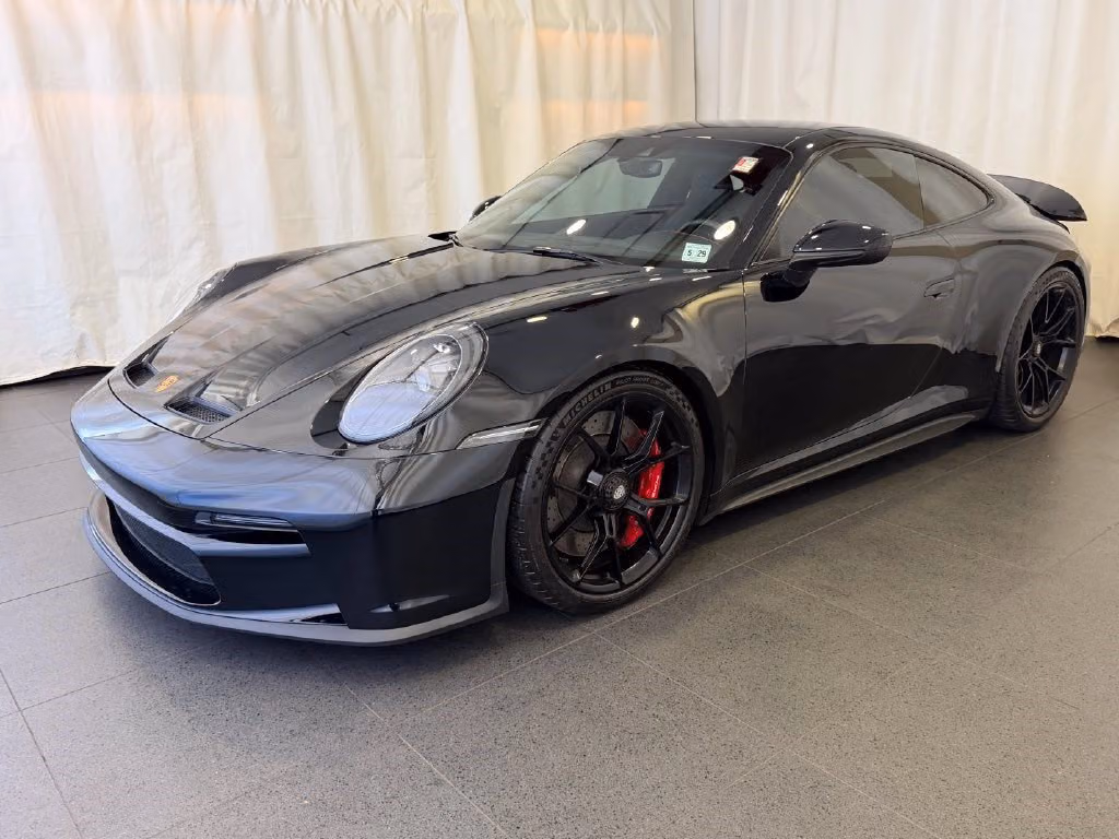 
           
        2024 Porsche 911