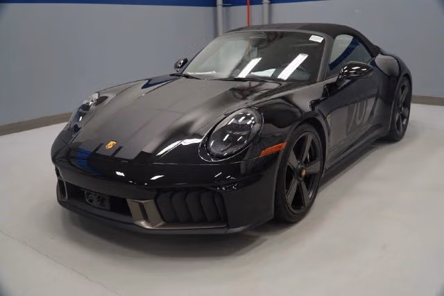 
           New 
        2026 Porsche 911