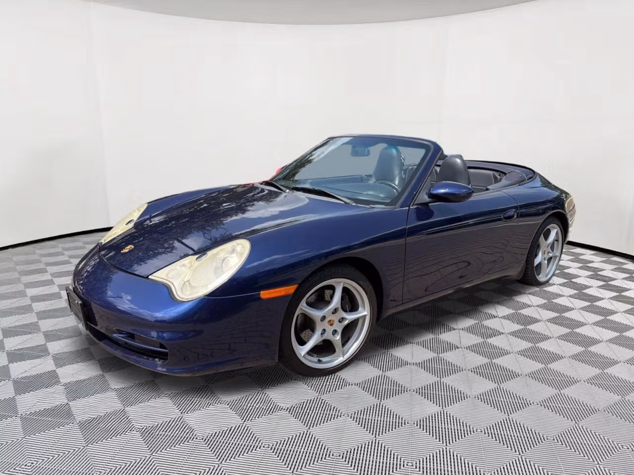 
           
        2003 Porsche 911