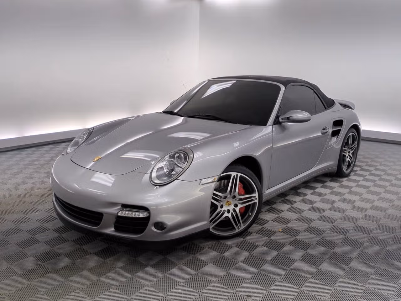 
           
        2008 Porsche 911