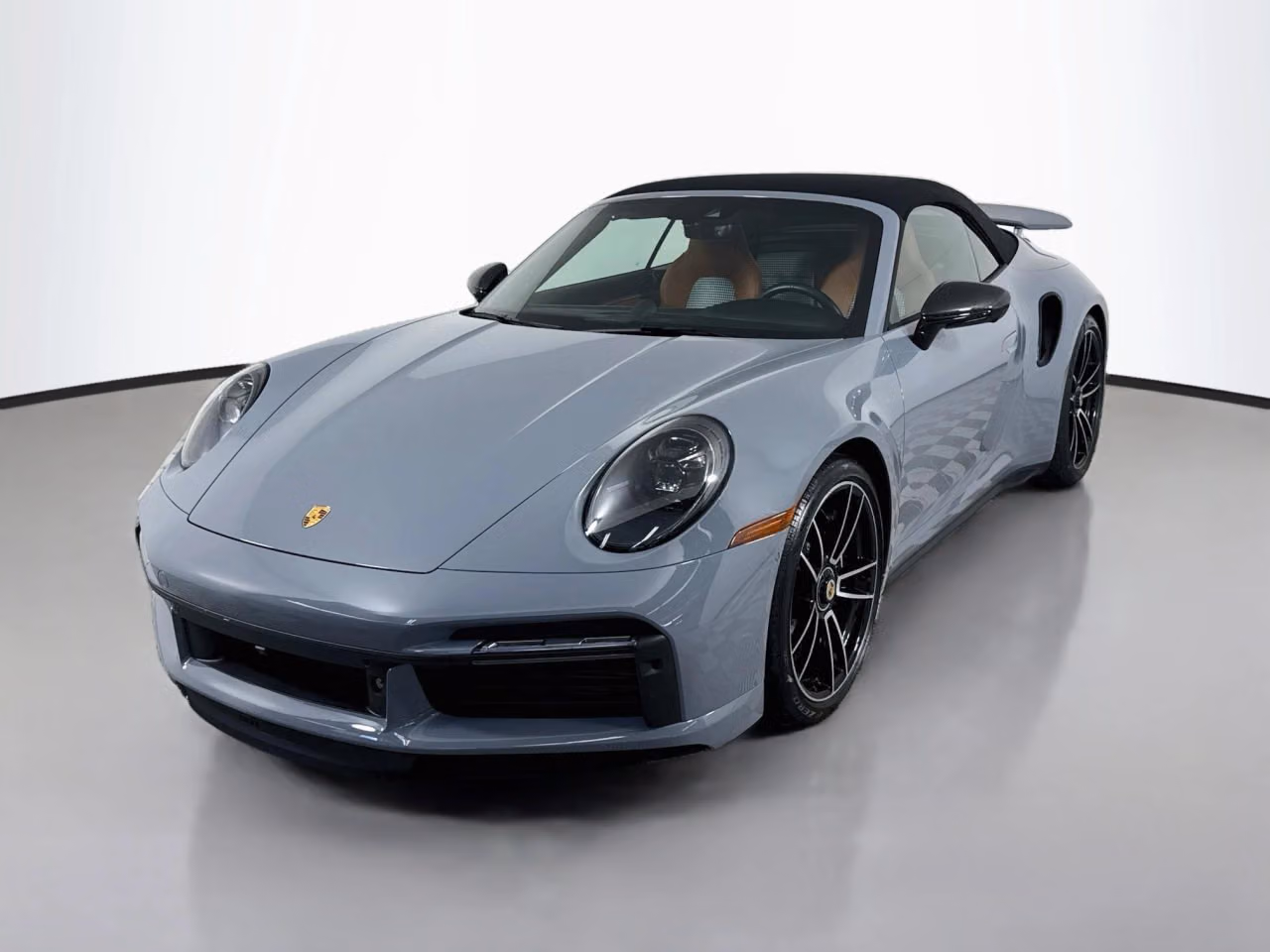 
           
        2023 Porsche 911
