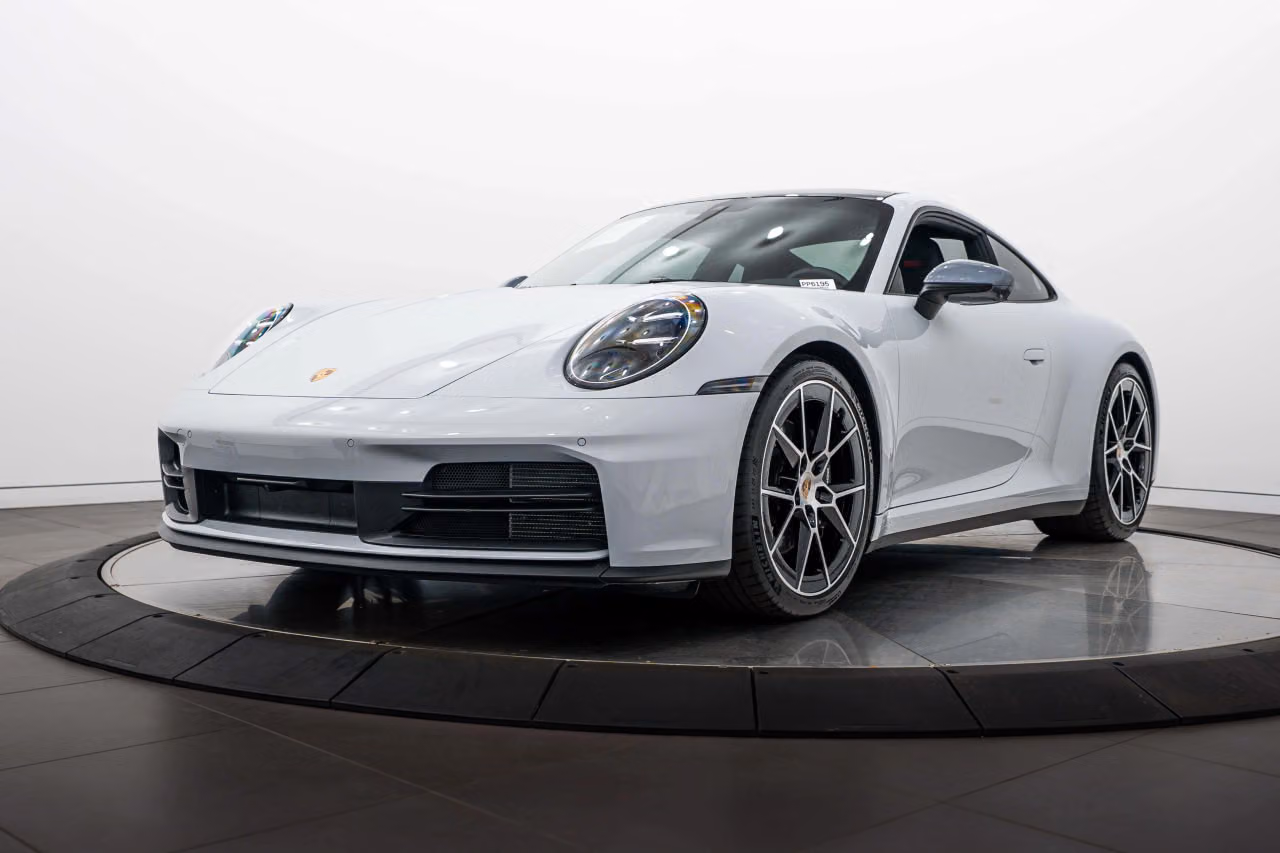 
           
        2026 Porsche 911