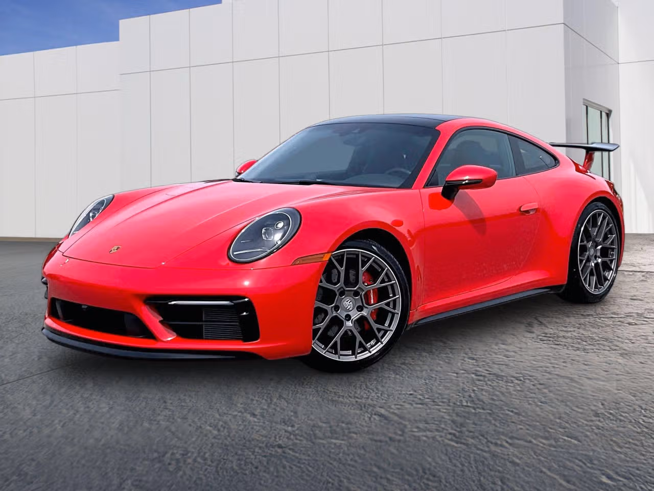 
           
        2024 Porsche 911