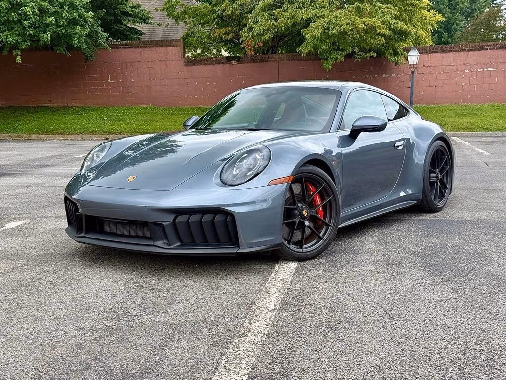 
           
        2026 Porsche 911