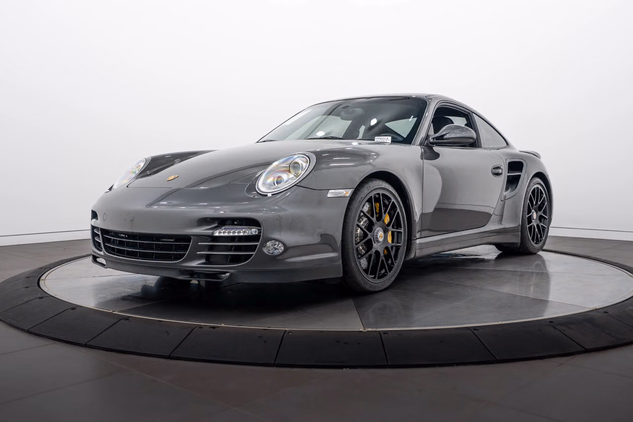 
           
        2012 Porsche 911