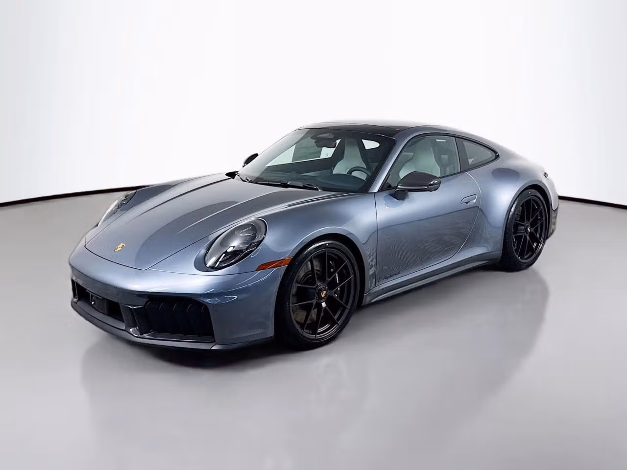 
           New 
        2026 Porsche 911