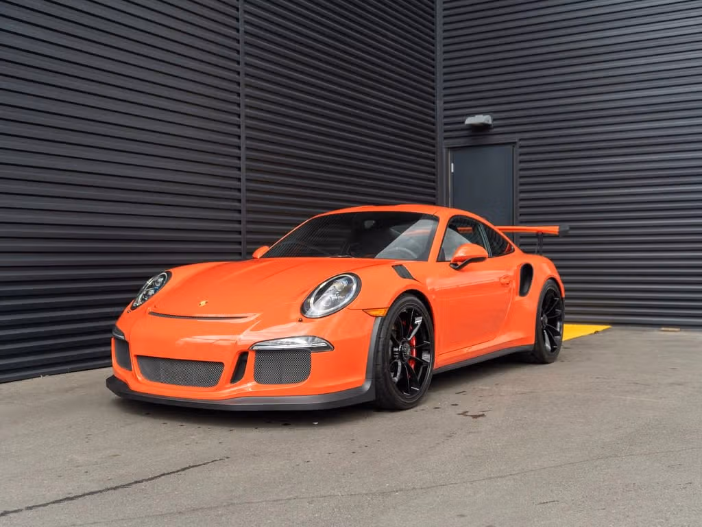 
           
        2016 Porsche 911