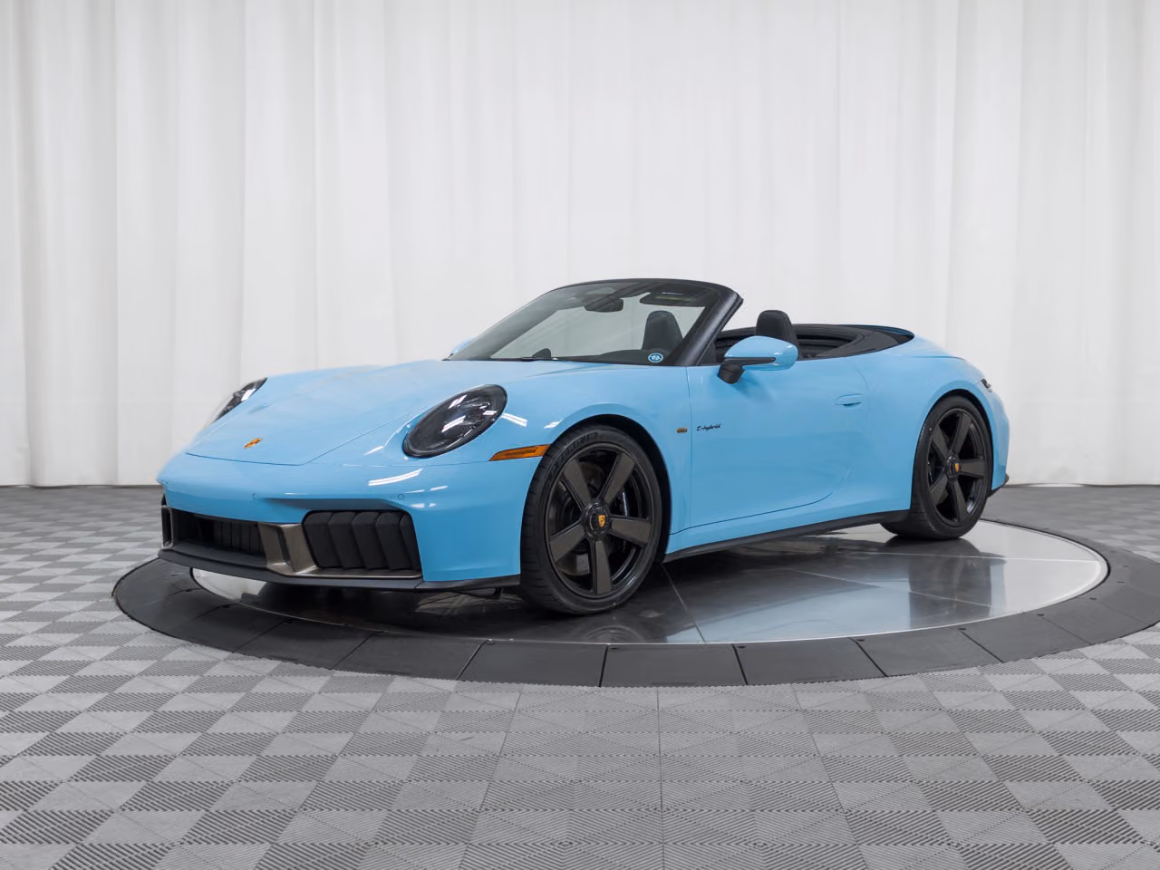 
           
        2026 Porsche 911