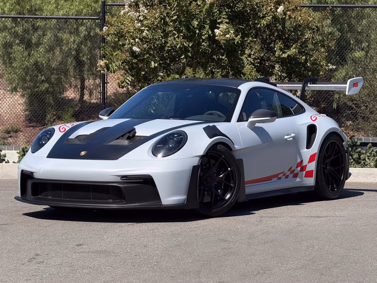 
           
        2024 Porsche 911