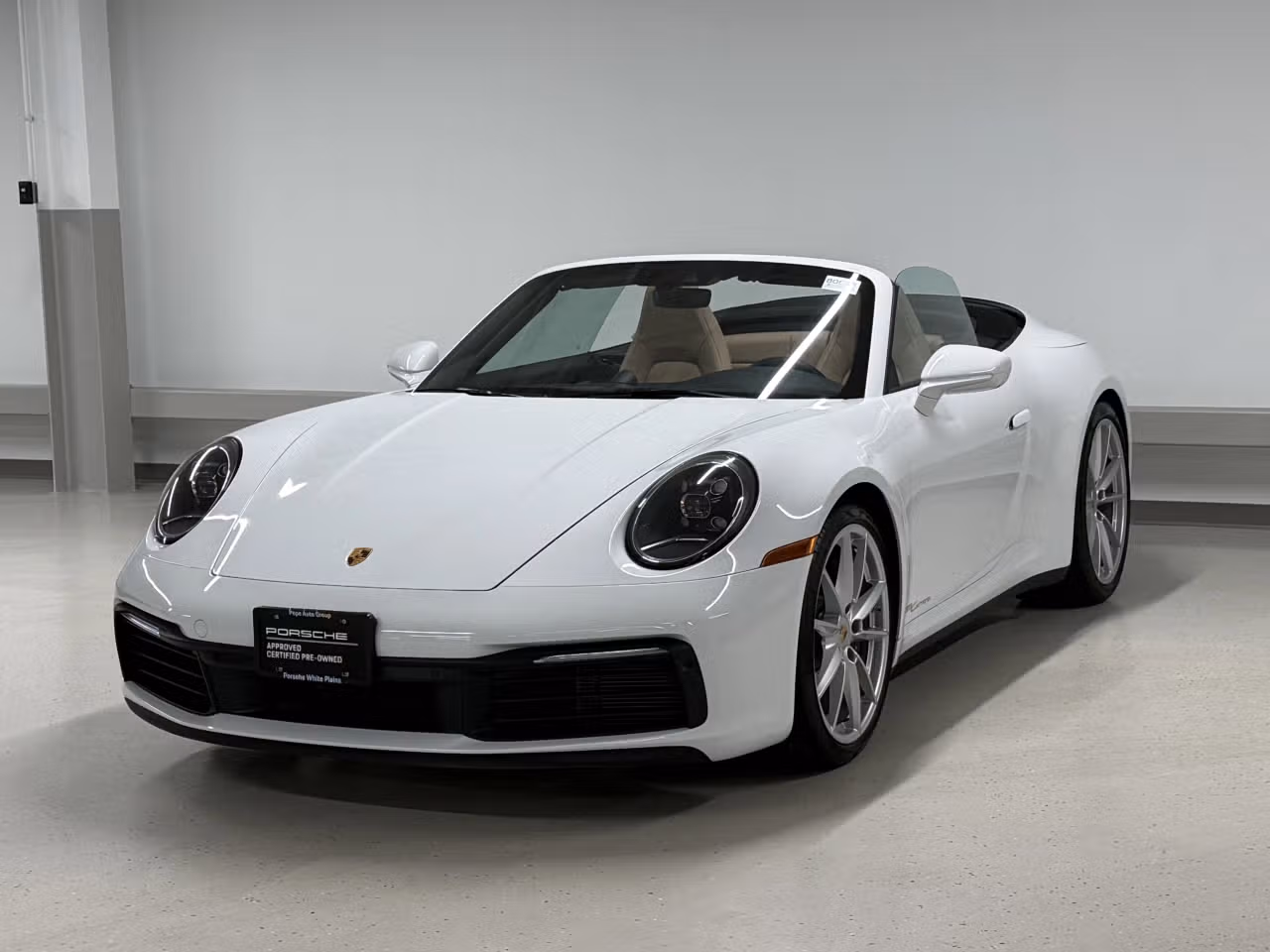 
           
        2024 Porsche 911