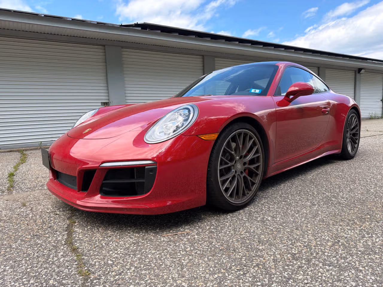 
           
        2018 Porsche 911
