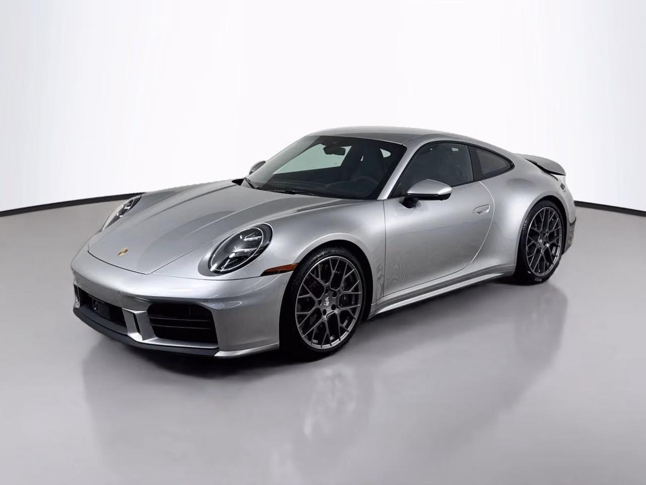 
           
        2025 Porsche 911