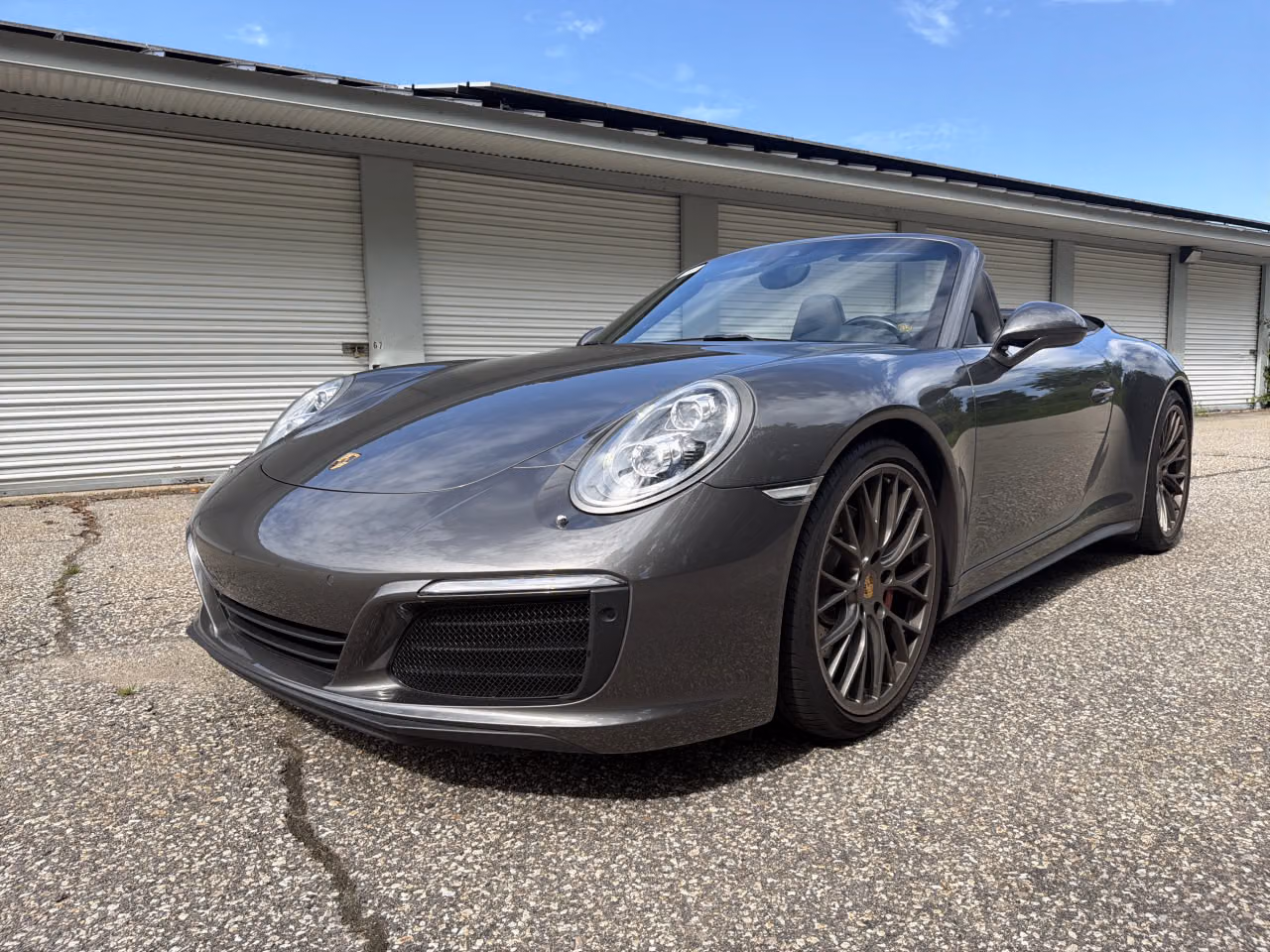 
           
        2017 Porsche 911