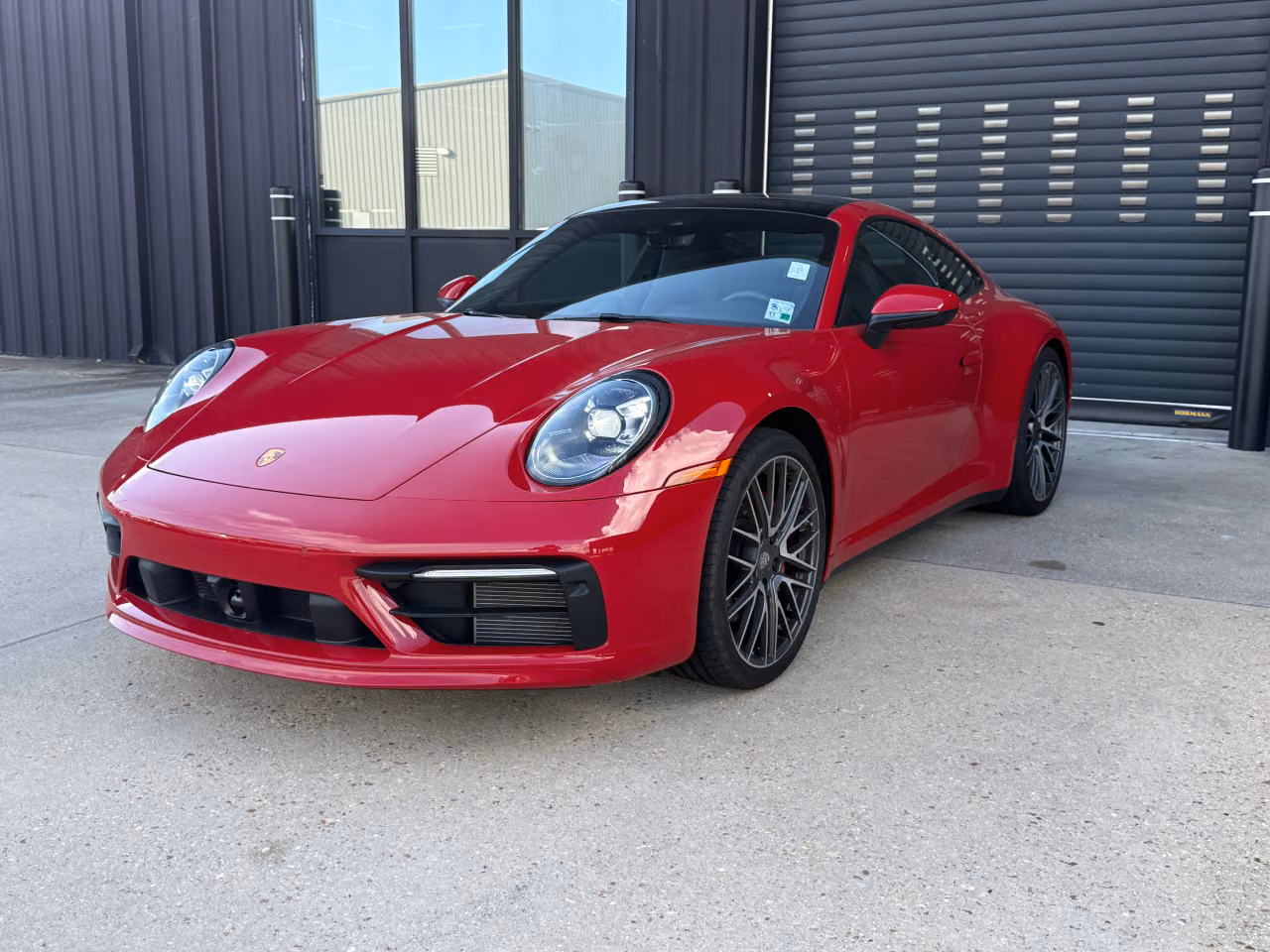 
           
        2024 Porsche 911
