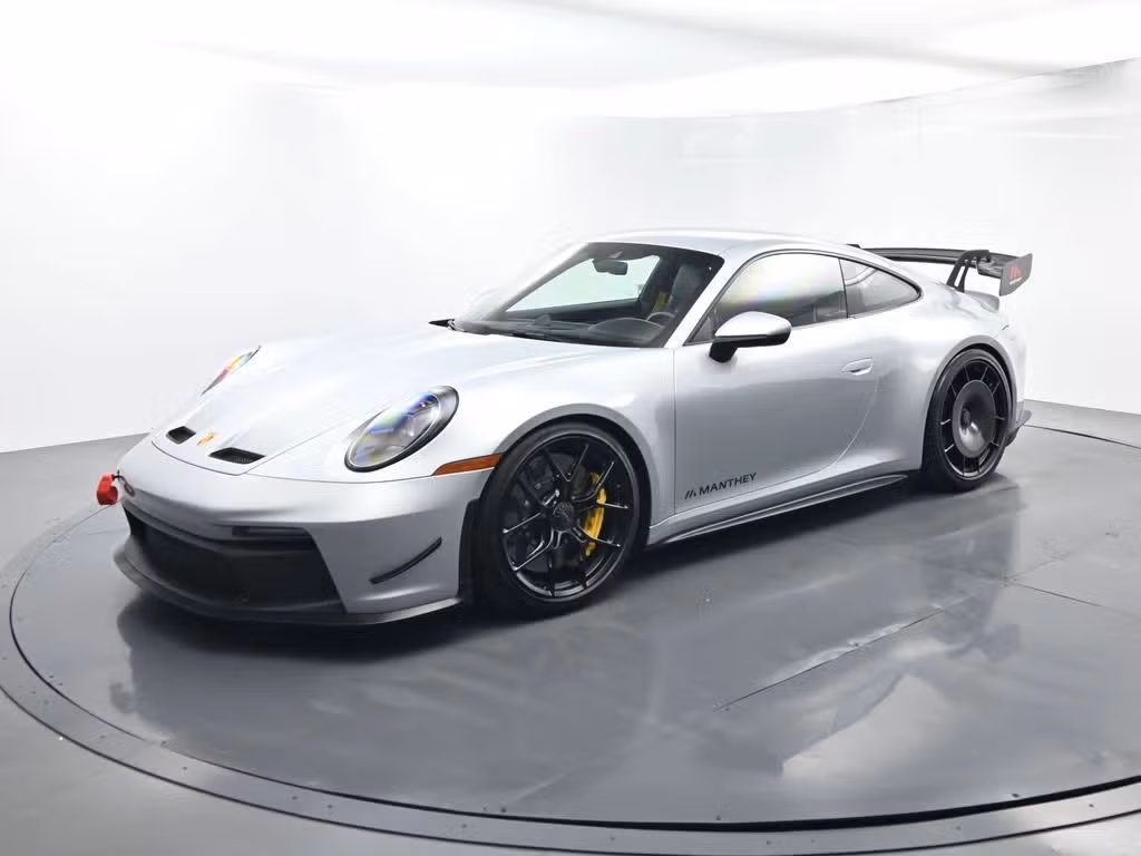 
           
        2022 Porsche 911