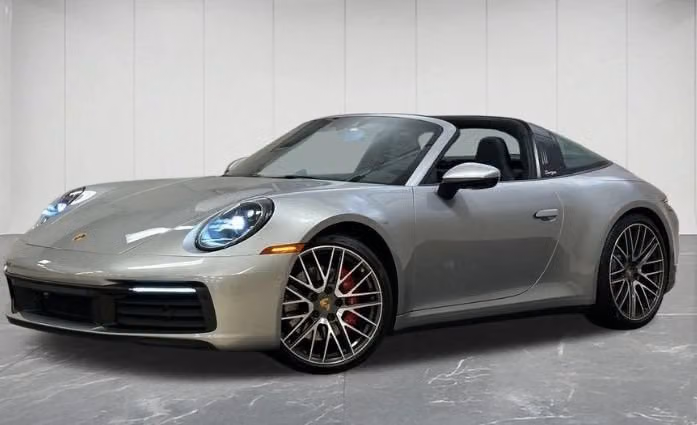 
           
        2022 Porsche 911