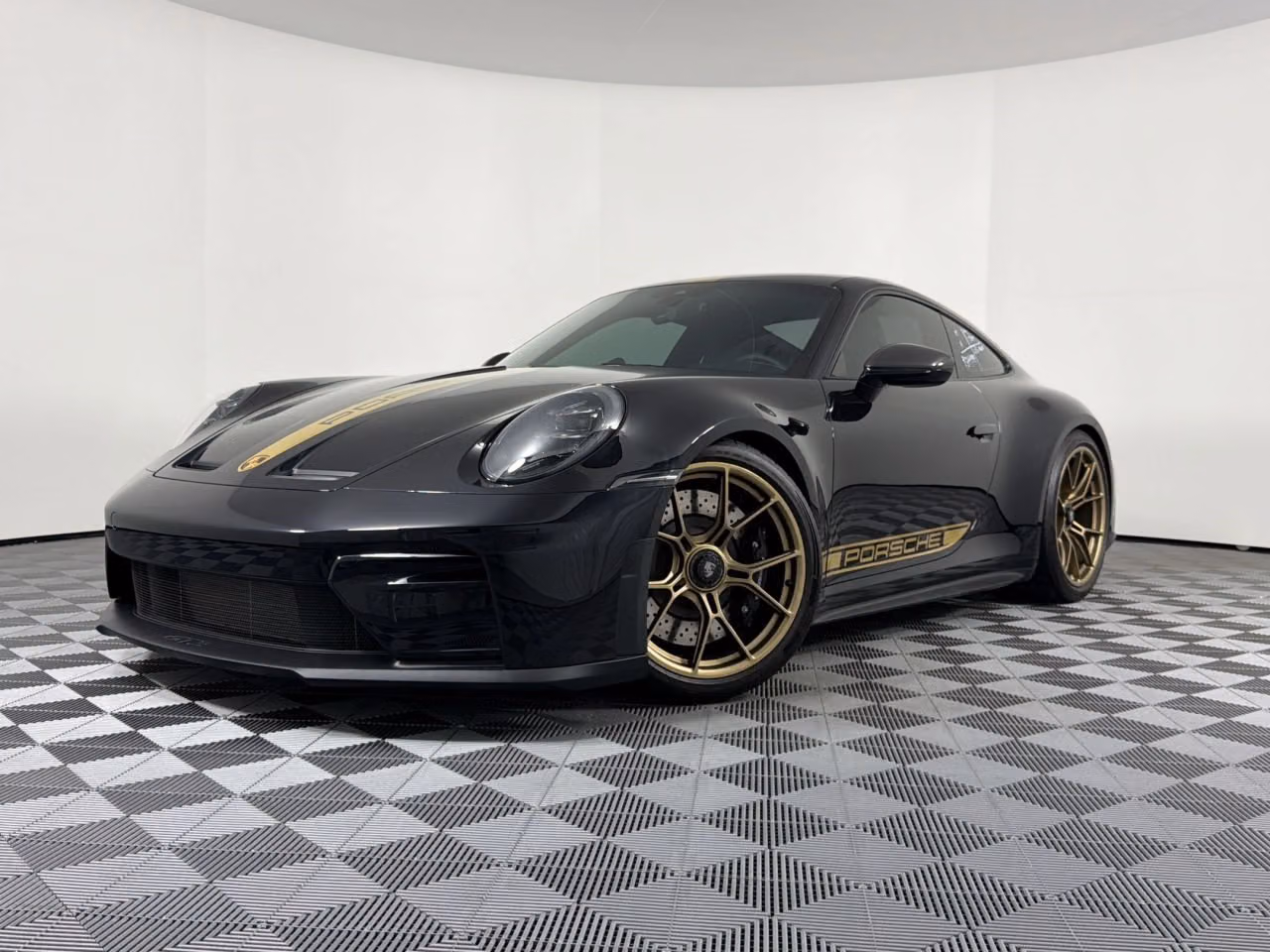 
           
        2026 Porsche 911