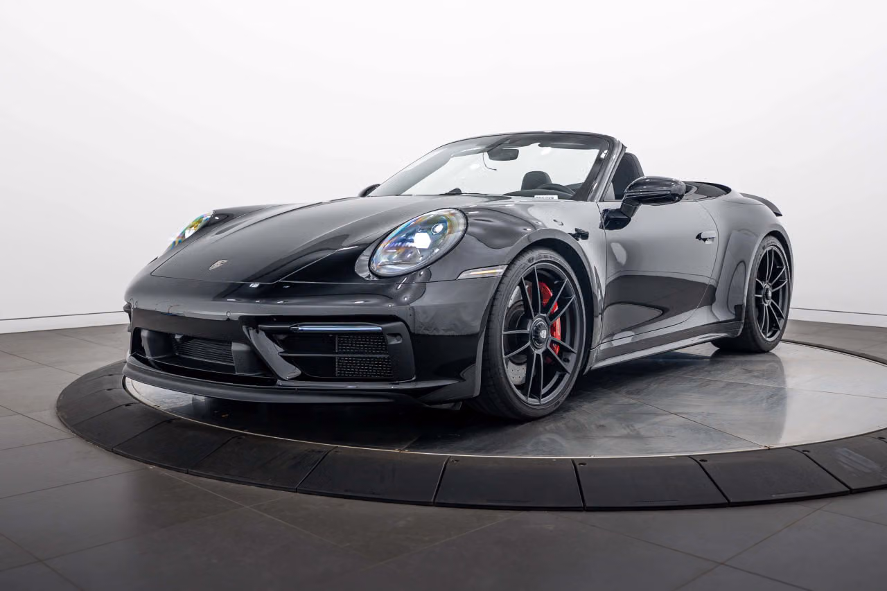 
           
        2022 Porsche 911