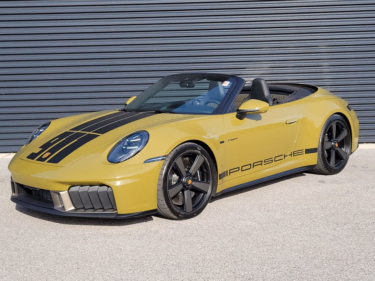 
           
        2026 Porsche 911