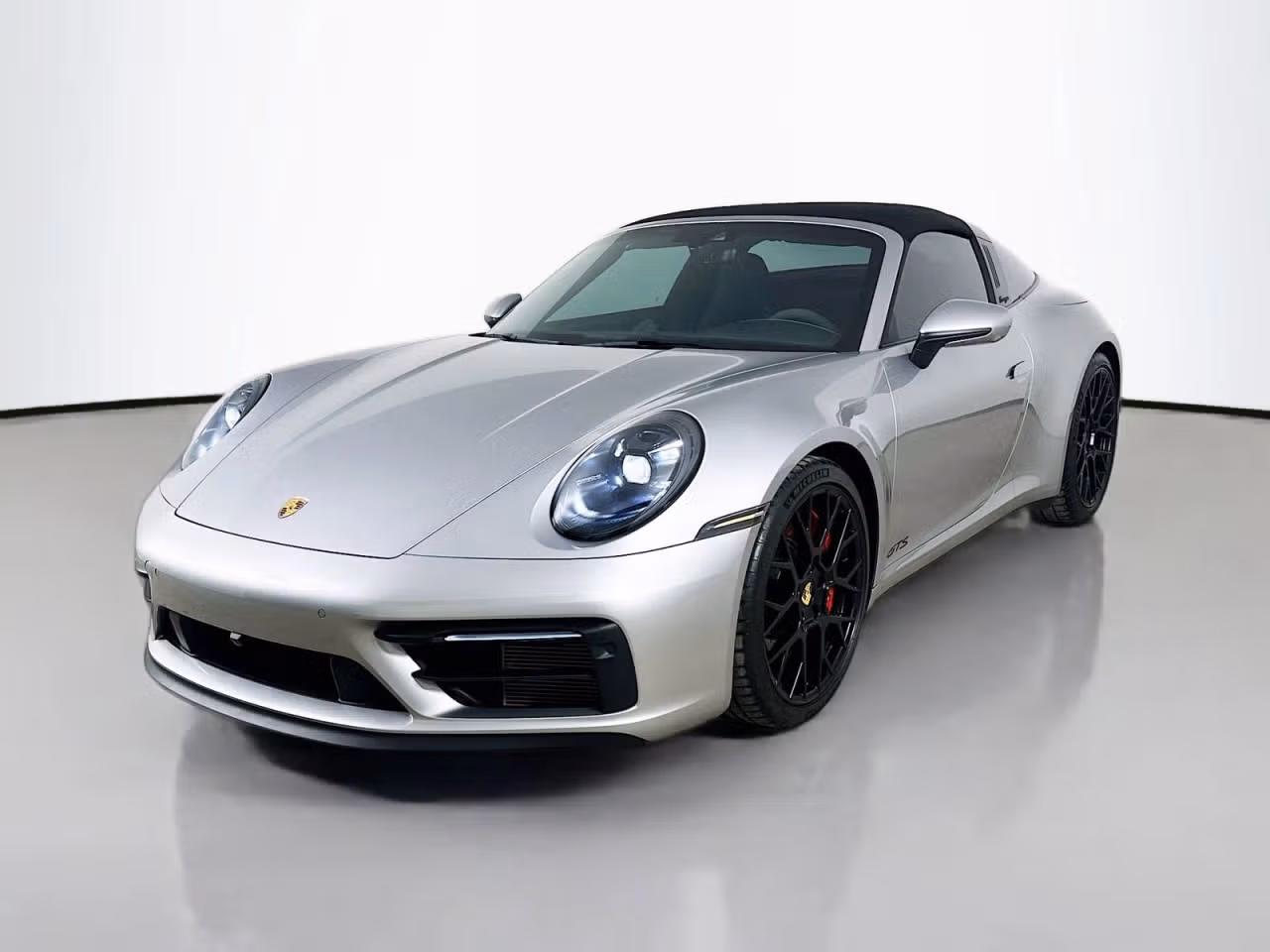 
           
        2024 Porsche 911