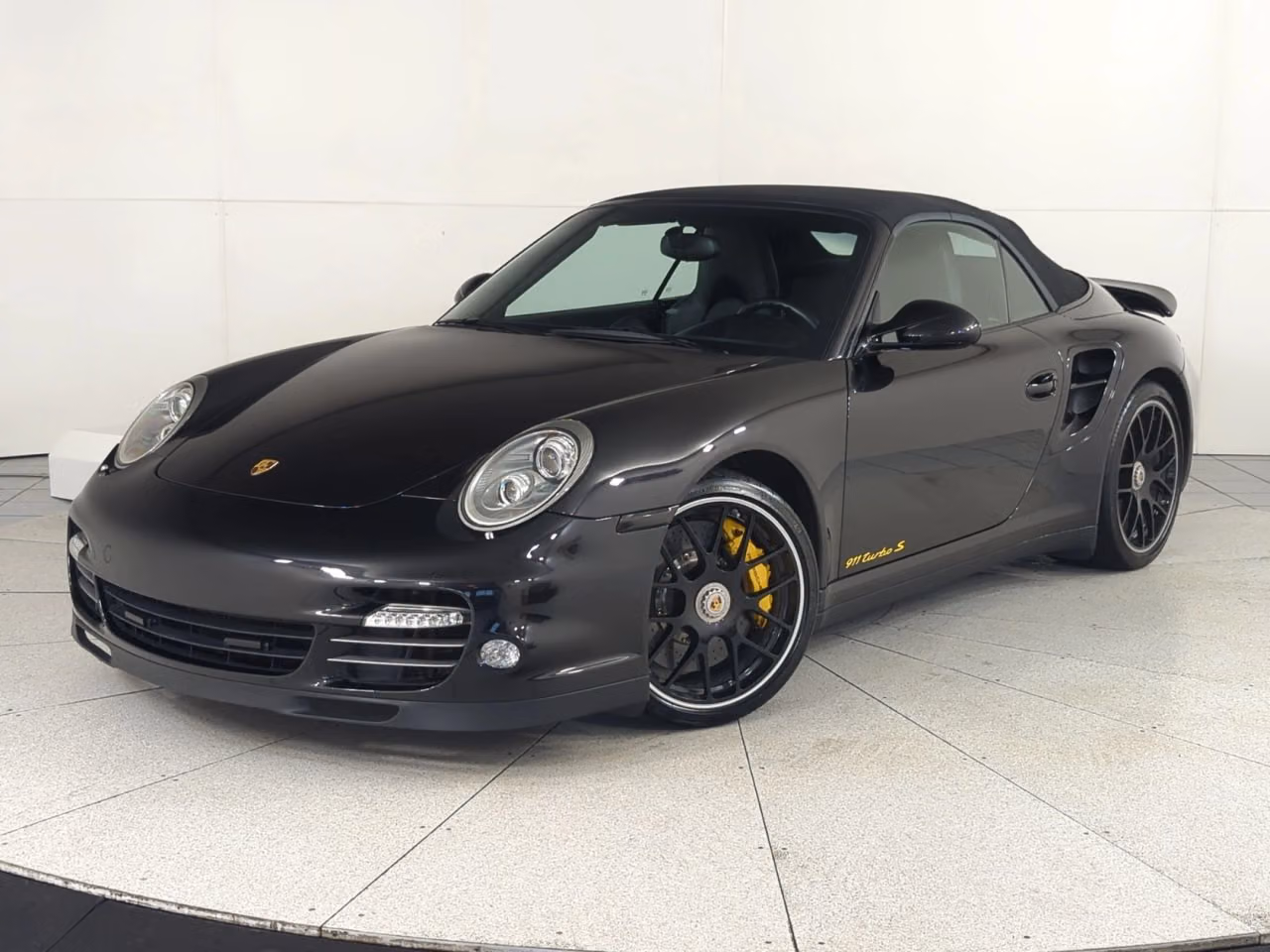 
           
        2011 Porsche 911