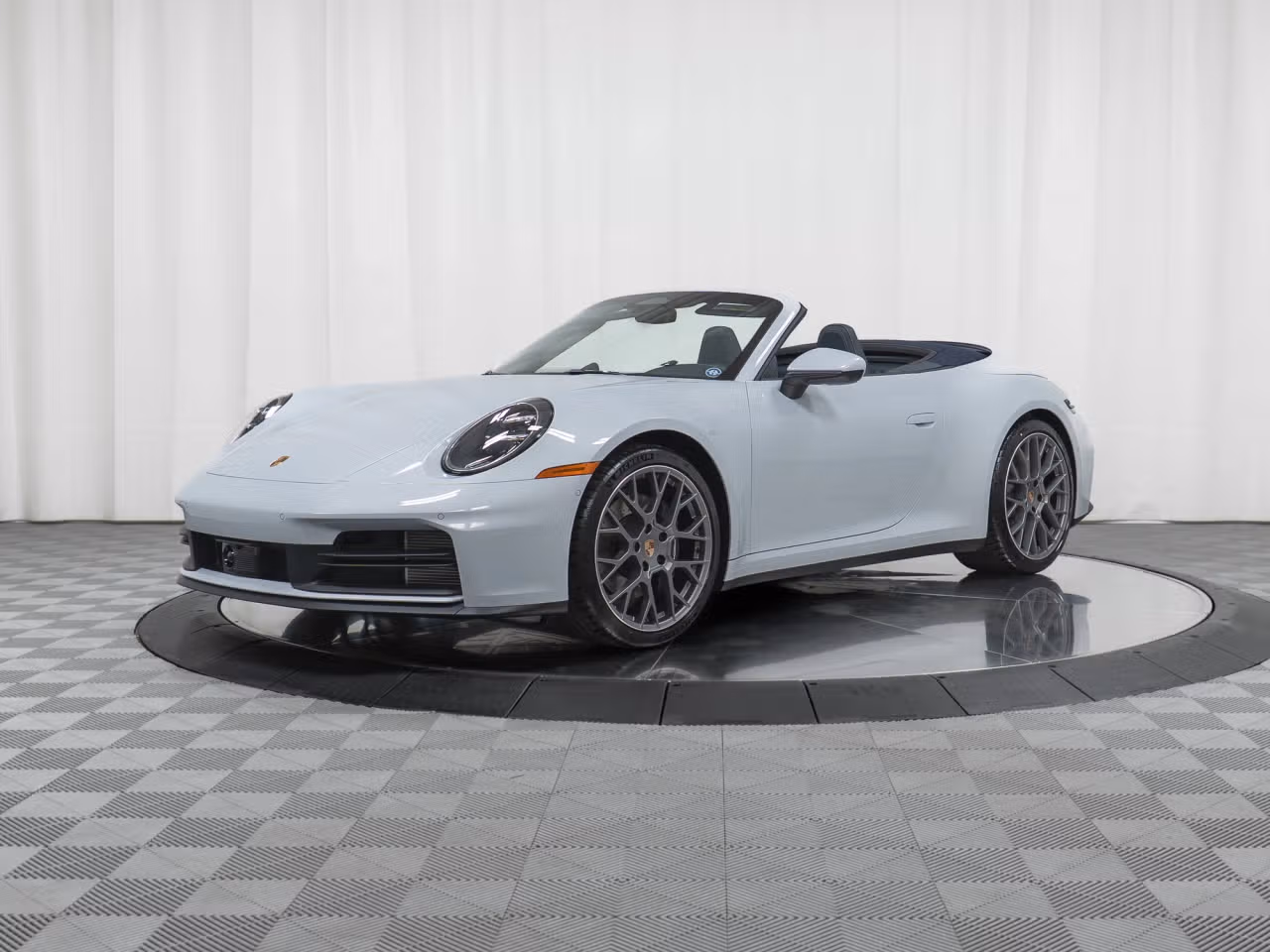 
           New 
        2026 Porsche 911