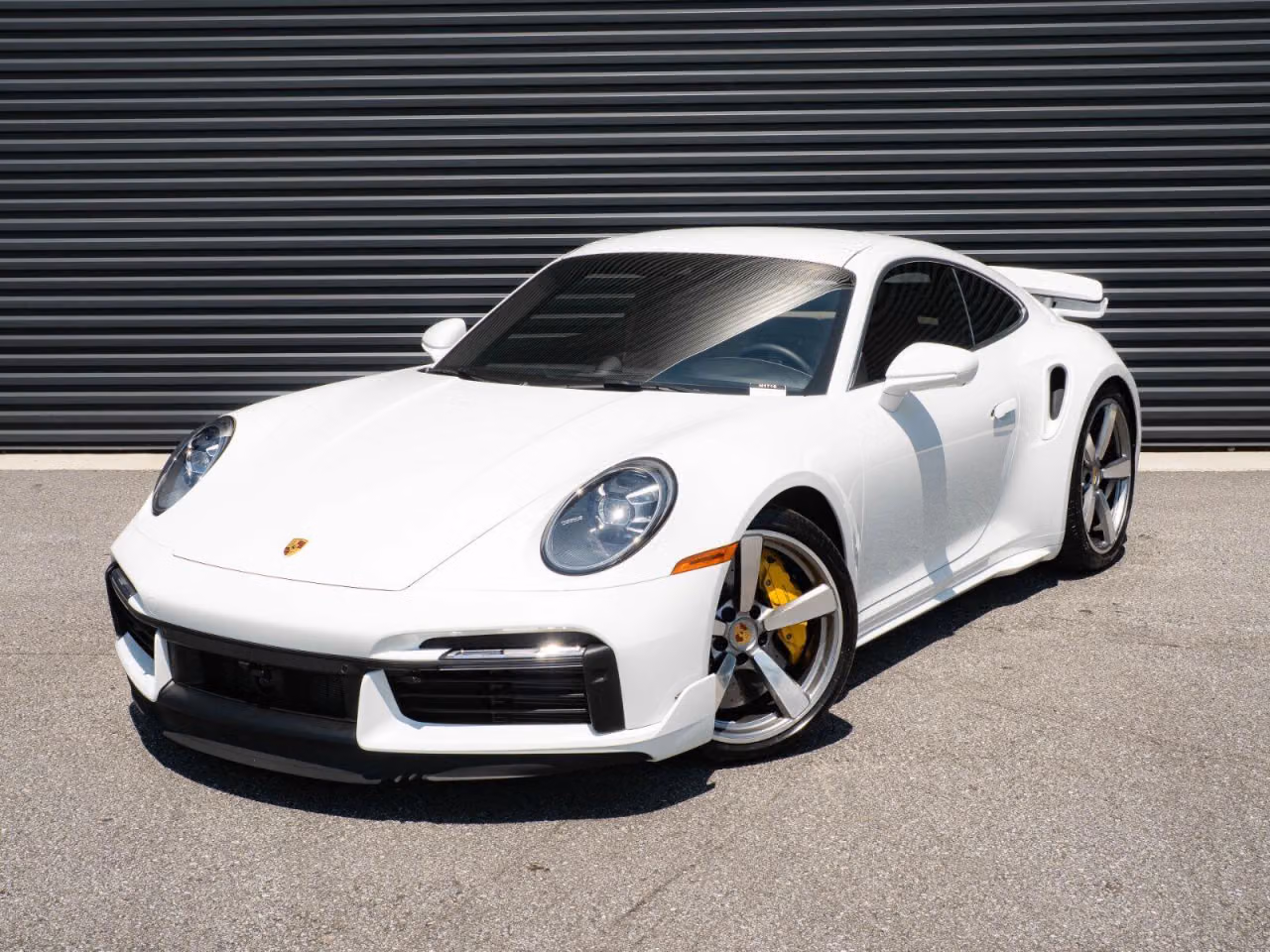 
           
        2024 Porsche 911