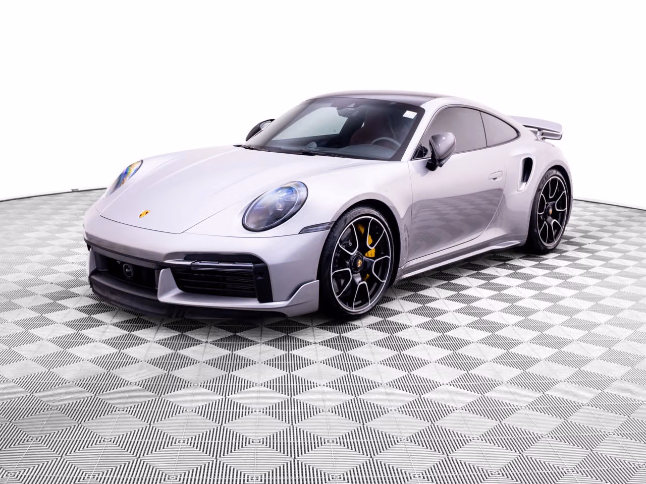 
           
        2025 Porsche 911