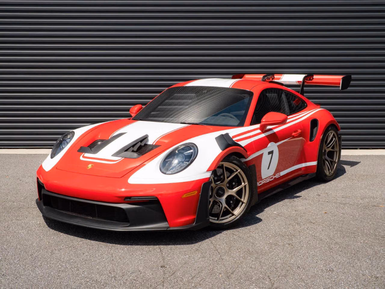 
           
        2023 Porsche 911