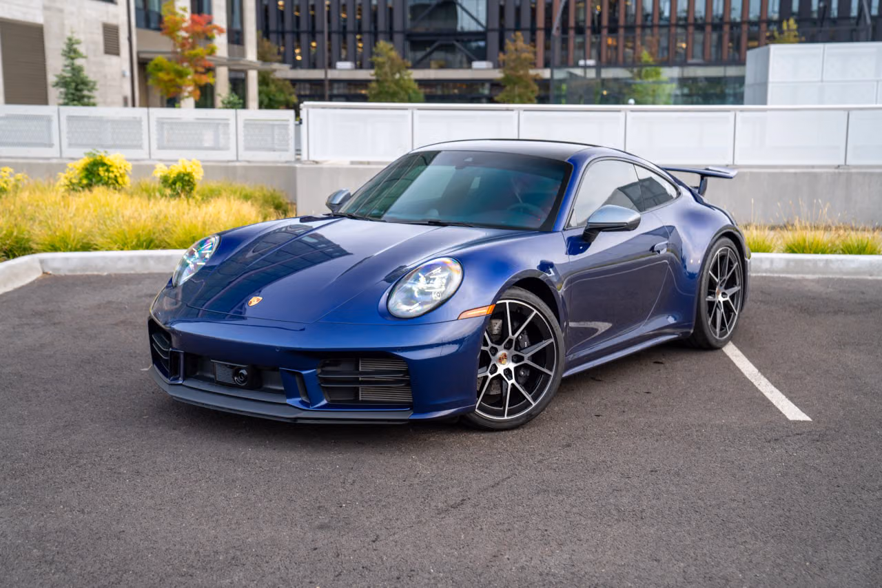 
           
        2025 Porsche 911