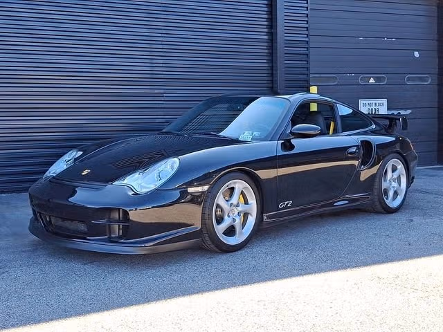 
           
        2003 Porsche 911