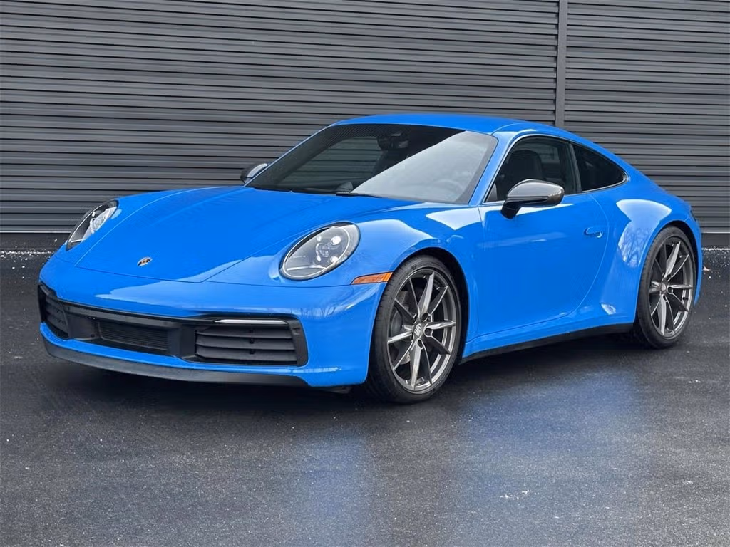 
           
        2024 Porsche 911