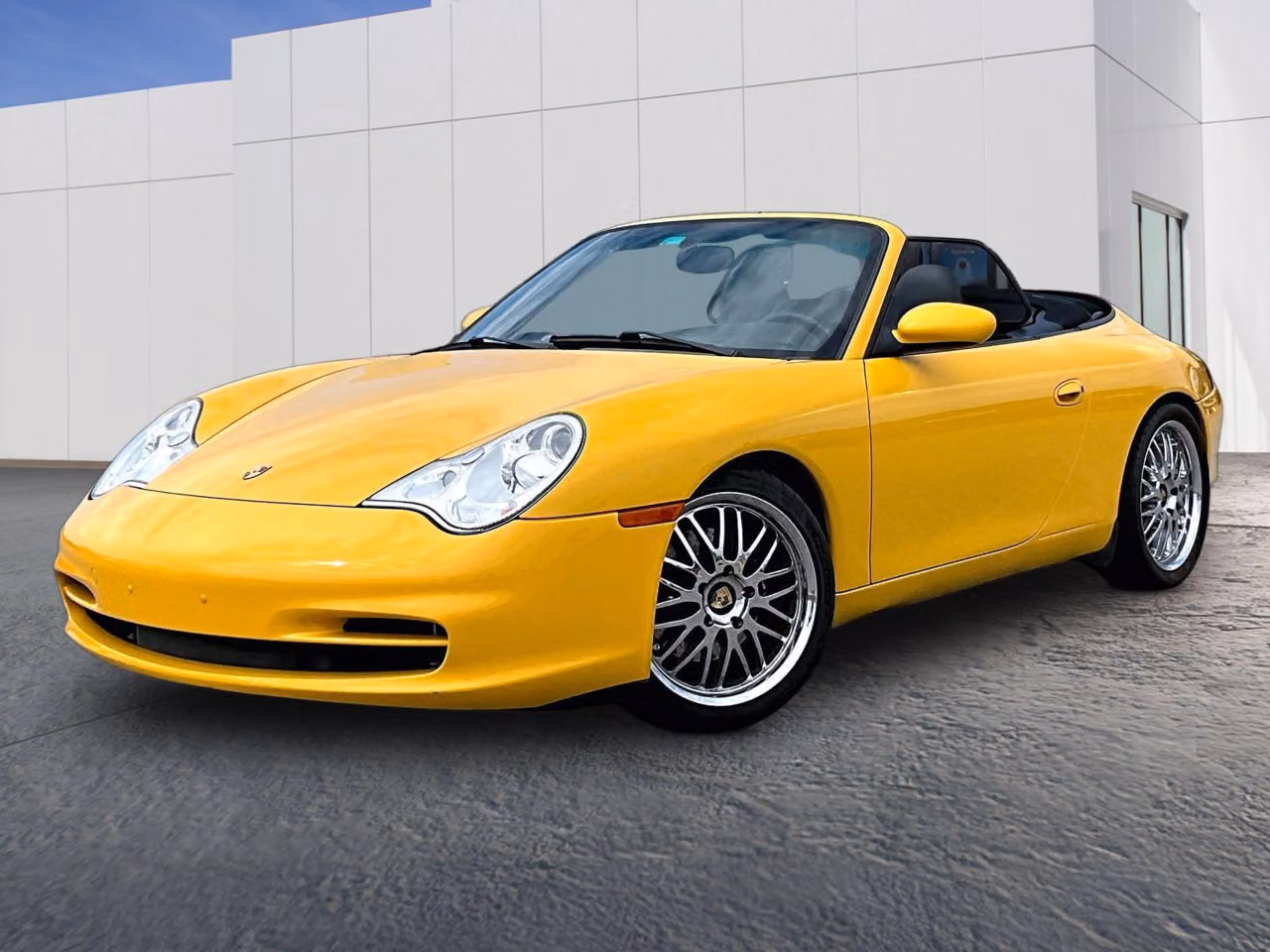
           
        2002 Porsche 911