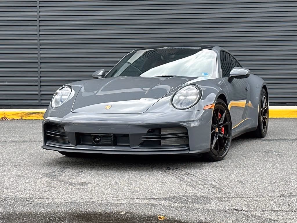 
           
        2026 Porsche 911