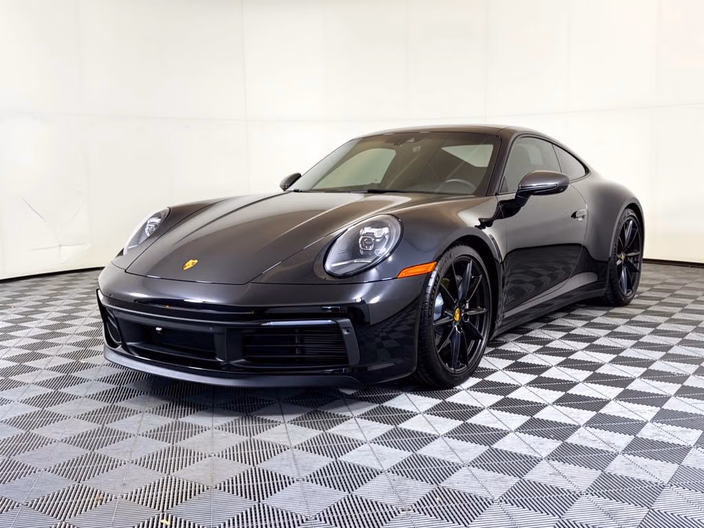 
           
        2024 Porsche 911