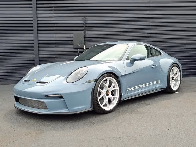 
           
        2024 Porsche 911