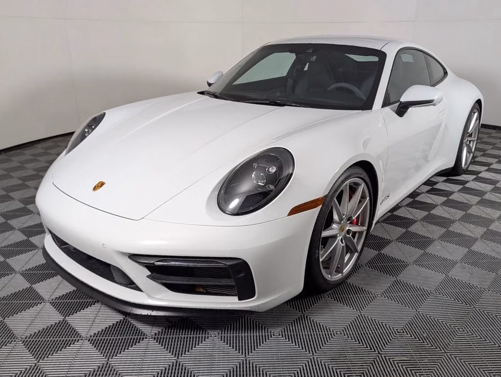 
           
        2023 Porsche 911
