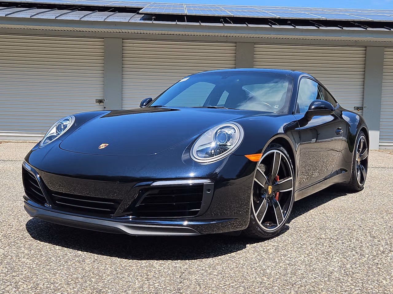 
           
        2017 Porsche 911