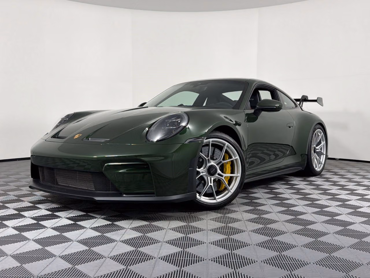 
           
        2026 Porsche 911