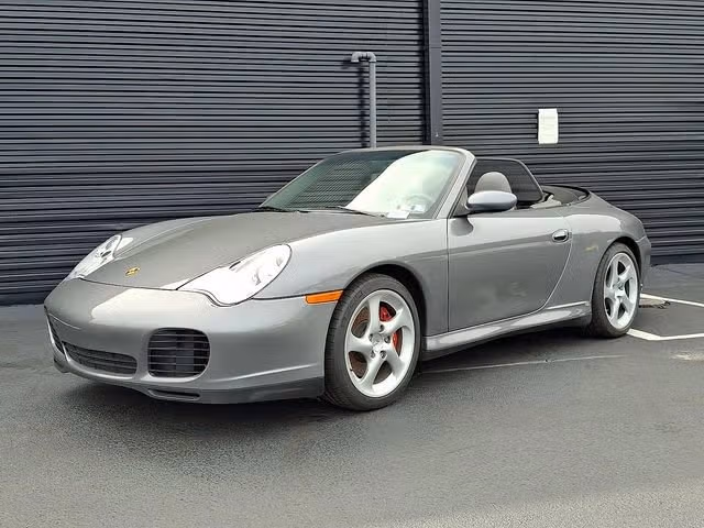 
           
        2004 Porsche 911